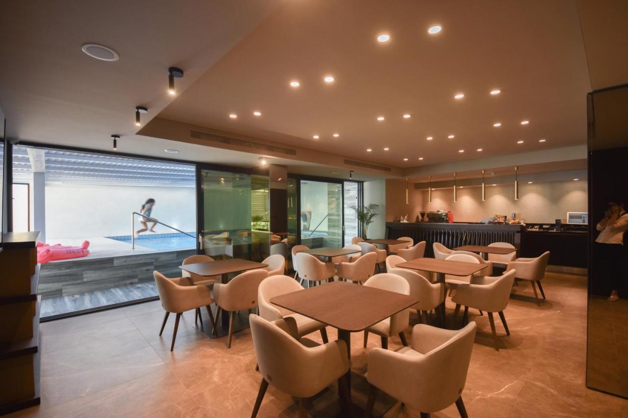 Flamingo Beach Hotel & Spa Vlore Exterior photo