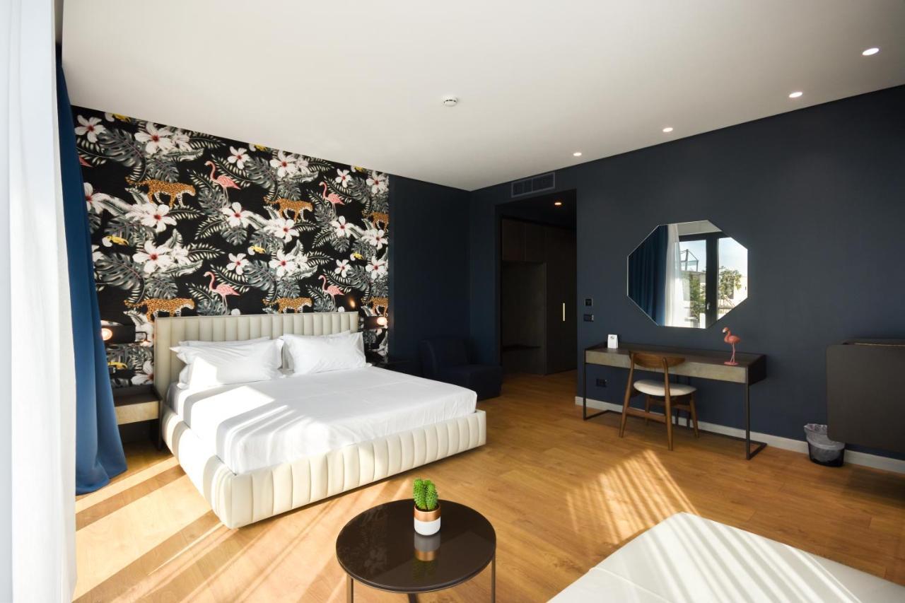 Flamingo Beach Hotel & Spa Vlore Exterior photo