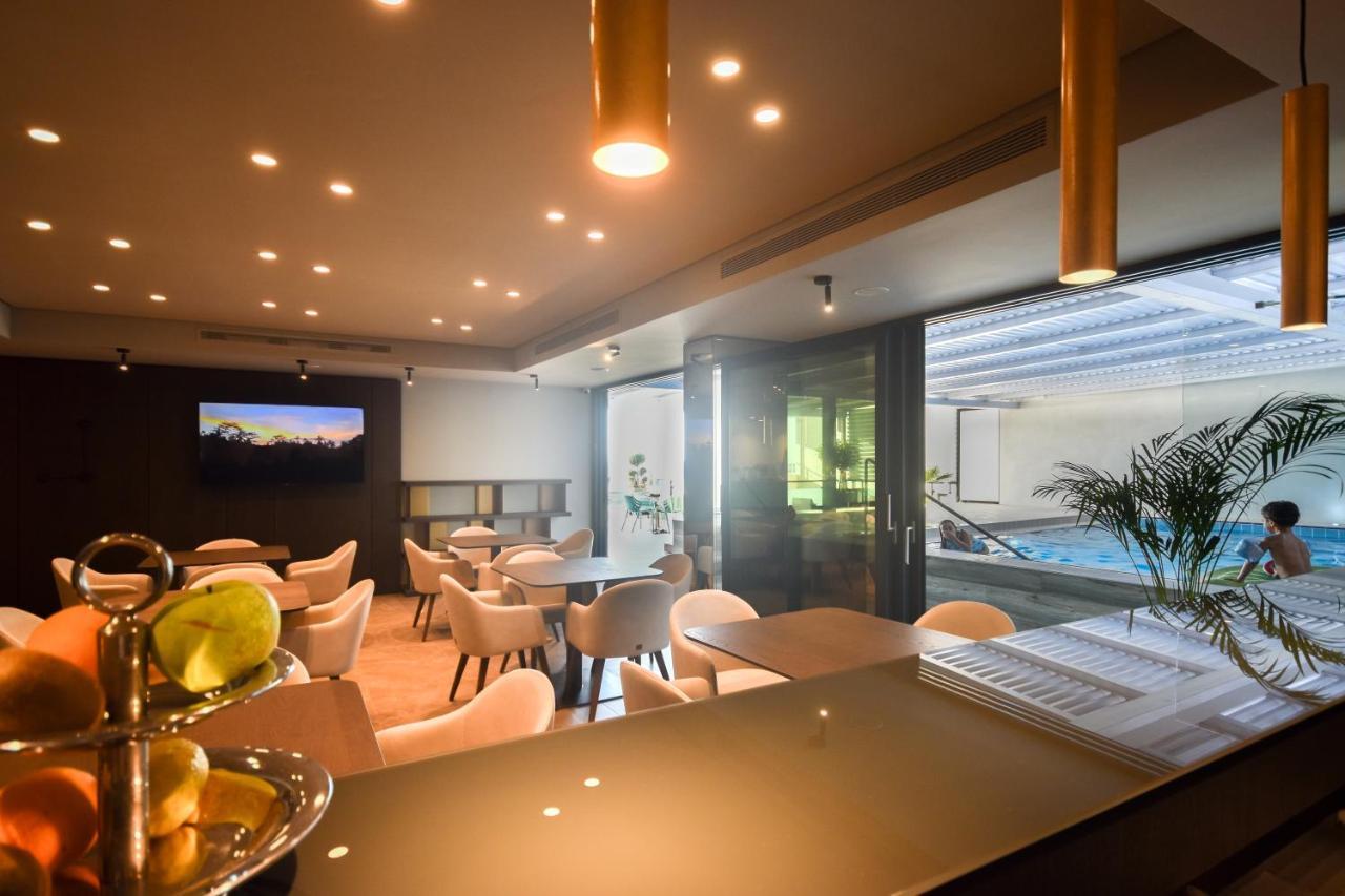 Flamingo Beach Hotel & Spa Vlore Exterior photo