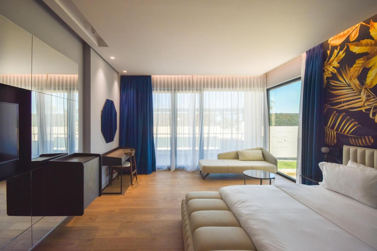 Flamingo Beach Hotel & Spa Vlore Exterior photo